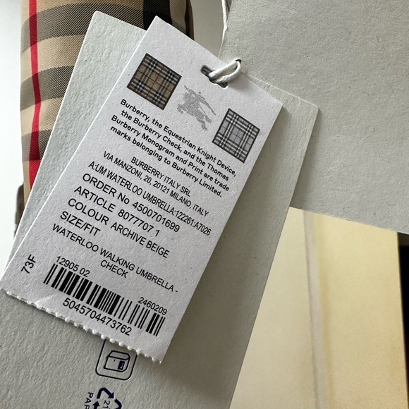 Burberry Check Umbrella
Colour: Archive Beige - Picture 8 of 11
